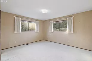 1745 SE Brookwood Ave, Hillsboro, OR 97123 - Photo 10