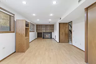 1745 SE Brookwood Ave, Hillsboro, OR 97123 - Photo 18