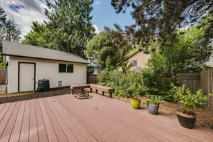11251 SW Capitol Hwy, Portland, OR 97219 - Photo 24
