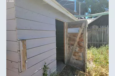 776 N Alvord Ave, Burns, OR 97720 - Photo 36