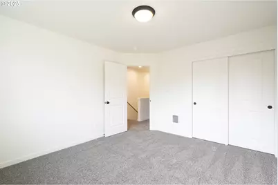 14718 SE Powell Blvd, Portland, OR 97236 - Photo 10