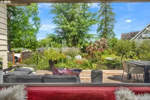 4065 SW 91st Ct, Portland, OR 97225 - Photo 8