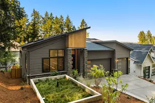 12871 SW Sunny Ter, Tigard, OR 97223 - Photo 2