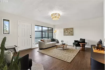 12019 NE Sacramento St, Portland, OR 97220 - Photo 8