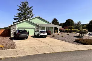 5469 NE Voyage Ave, Lincoln City, OR 97367 - Photo 4