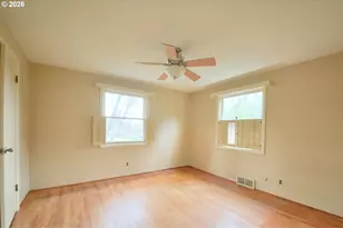 605 Fulvue Dr, Eugene, OR 97405 - Photo 10