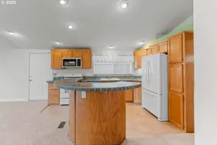 164 Jacob Hale Way, Roseburg, OR 97471 - Photo 12