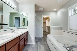 1077 SE Dogwood Ln, Gresham, OR 97080 - Photo 22