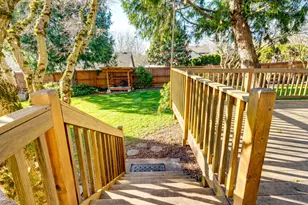 1077 SE Dogwood Ln, Gresham, OR 97080 - Photo 42