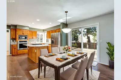 1077 SE Dogwood Ln, Gresham, OR 97080 - Photo 10