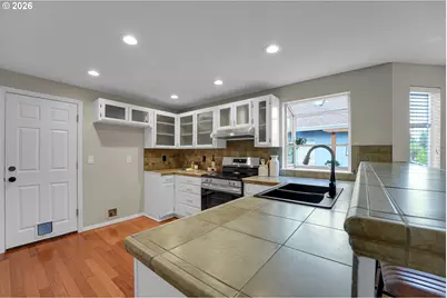 7246 SW 176th Ave, Beaverton, OR 97007 - Photo 10