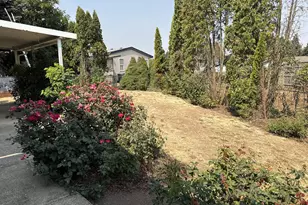 1699 N Terry St, Eugene, OR 97402 - Photo 34