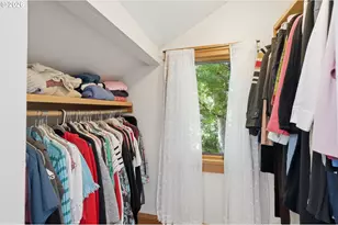 1329 Hammock St, Eugene, OR 97401 - Photo 36