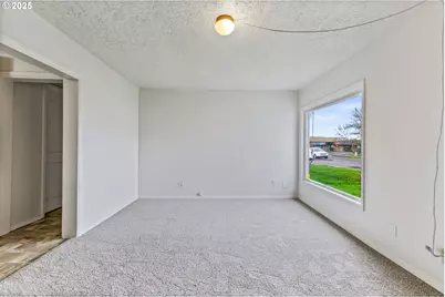 1141 SE Lewis St, Dallas, OR 97338 - Photo 6