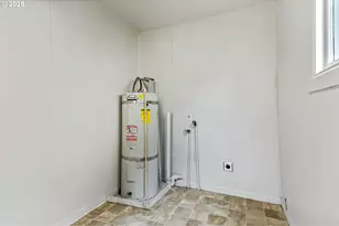 1141 SE Lewis St, Dallas, OR 97338 - Photo 16