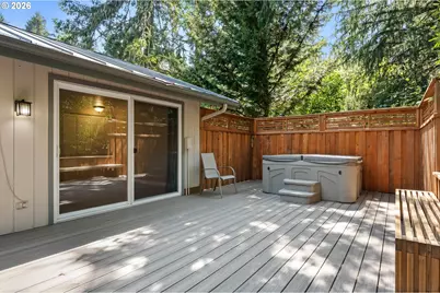583 Lochmoor Pl, Eugene, OR 97405 - Photo 40