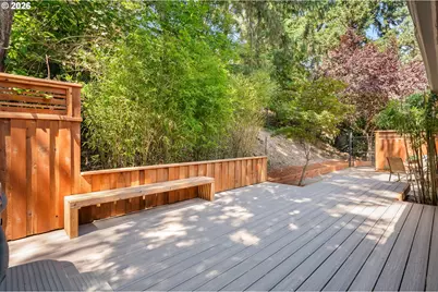 583 Lochmoor Pl, Eugene, OR 97405 - Photo 42