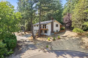 583 Lochmoor Pl, Eugene, OR 97405 - Photo 46