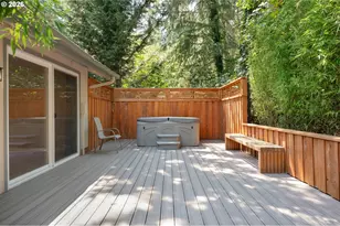 583 Lochmoor Pl, Eugene, OR 97405 - Photo 38