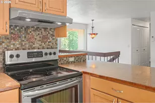 583 Lochmoor Pl, Eugene, OR 97405 - Photo 16