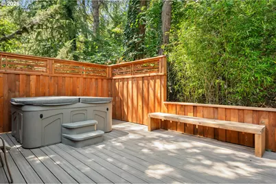 583 Lochmoor Pl, Eugene, OR 97405 - Photo 40