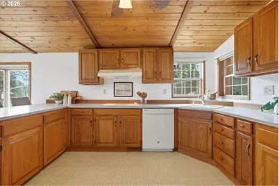 12333 S New Era Rd, Oregon City, OR 97045 - Photo 16