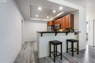 7902 NE Miriam Way, Hillsboro, OR 97006 - Photo 8