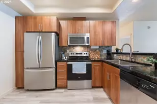 7902 NE Miriam Way, Hillsboro, OR 97006 - Photo 10