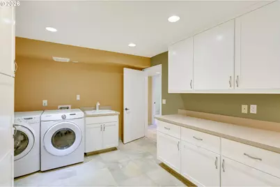 18735 NW Idanha St, Portland, OR 97229 - Photo 28