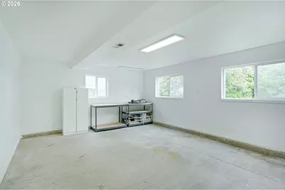 18735 NW Idanha St, Portland, OR 97229 - Photo 36