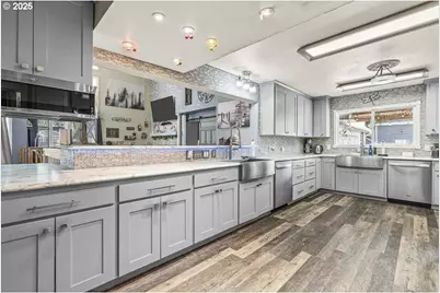 211 Sunset Ave, Keizer, OR 97303 - Photo 4