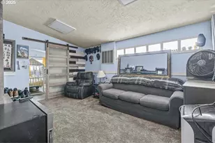 211 Sunset Ave, Keizer, OR 97303 - Photo 22