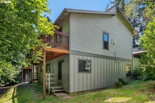 3835 SW Canby St, Portland, OR 97219 - Photo 28
