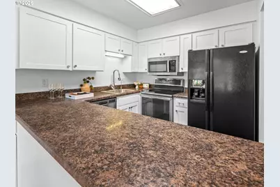 3835 SW Canby St, Portland, OR 97219 - Photo 12