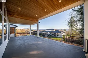 460 W U St, Washougal, WA 98671 - Photo 40