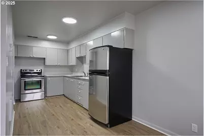 304 E Park St, Enterprise, OR 97828 - Photo 6