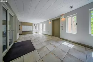 6605 W Burnside St, Portland, OR 97210 - Photo 28