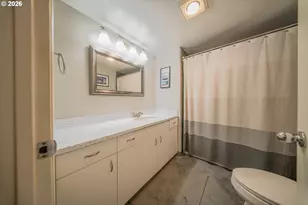 6605 W Burnside St, Portland, OR 97210 - Photo 24
