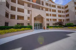 6605 W Burnside St, Portland, OR 97210 - Photo 2