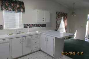 751 SE Meadowood Dr, Winston, OR 97496 - Photo 18