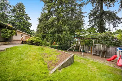 2921 SE Brian St, Hillsboro, OR 97123 - Photo 38