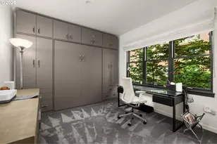 820 NW 12th Ave, Portland, OR 97209 - Photo 26