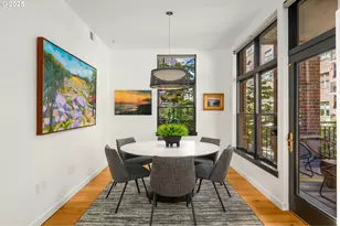 820 NW 12th Ave, Portland, OR 97209 - Photo 16