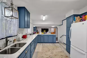 389 Maxwell Rd, Eugene, OR 97404 - Photo 14