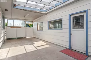 389 Maxwell Rd, Eugene, OR 97404 - Photo 34