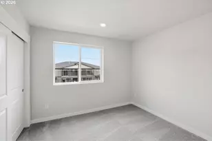 3703 SW 40th St, Gresham, OR 97080 - Photo 10