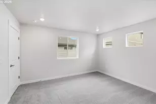 3703 SW 40th St, Gresham, OR 97080 - Photo 6