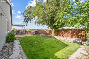 2307 NW Eucalyptus Dr, Hermiston, OR 97838 - Photo 32