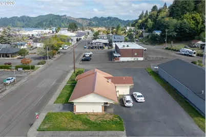 624 Winchester Ave, Winchester Bay, OR 97467 - Photo 4