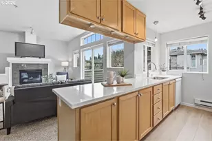 15110 SW Mallard Dr, Beaverton, OR 97007 - Photo 6